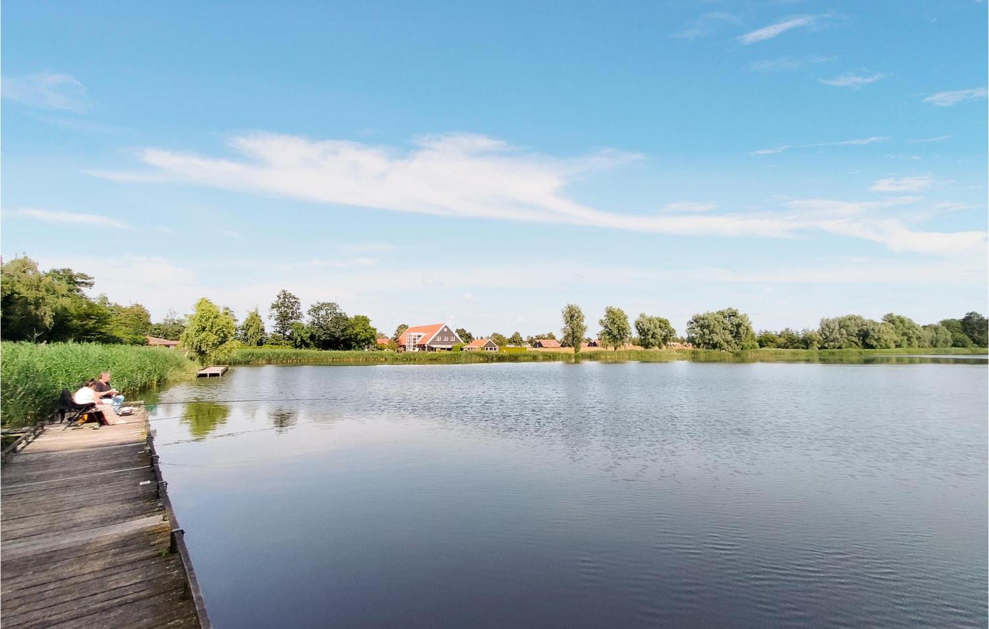 Nice Home In Heinkenszand With Sauna Buitenkant foto
